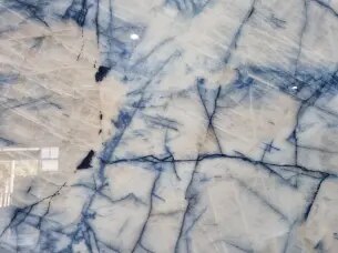 Azul-Crystal-Quartzite